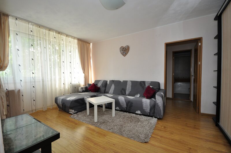 Calea Grivitei metrou apartament 2 camere mobilat
