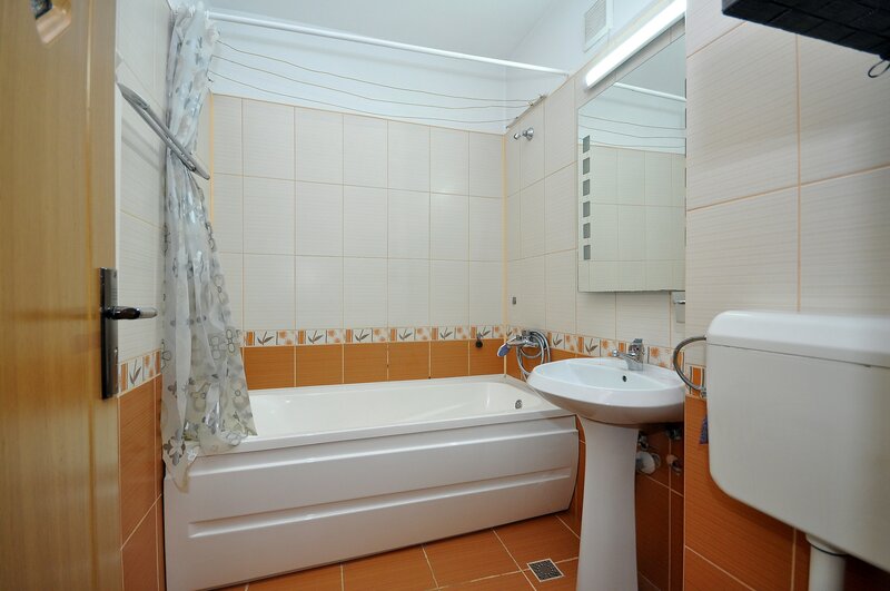 Calea Grivitei metrou apartament 2 camere mobilat